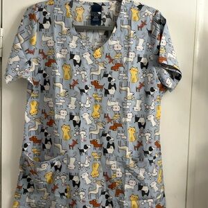 Zoe + Cloe scrub top small